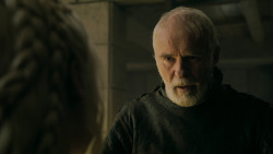 extant_GameOfThrones_5x02-TheHouseOfBlackAndWhite_2700