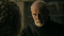 extant_GameOfThrones_5x02-TheHouseOfBlackAndWhite_2722