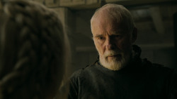 extant_GameOfThrones_5x02-TheHouseOfBlackAndWhite_2743