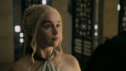 extant_GameOfThrones_5x02-TheHouseOfBlackAndWhite_2744