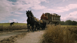 extant_GameOfThrones_5x02-TheHouseOfBlackAndWhite_2758