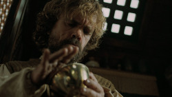 extant_GameOfThrones_5x02-TheHouseOfBlackAndWhite_2760