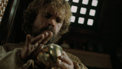extant_GameOfThrones_5x02-TheHouseOfBlackAndWhite_2762