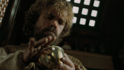 extant_GameOfThrones_5x02-TheHouseOfBlackAndWhite_2763