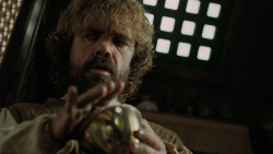 extant_GameOfThrones_5x02-TheHouseOfBlackAndWhite_2767