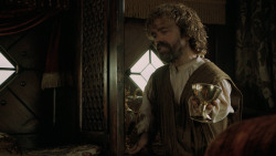extant_GameOfThrones_5x02-TheHouseOfBlackAndWhite_2800