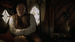 extant_GameOfThrones_5x02-TheHouseOfBlackAndWhite_2813