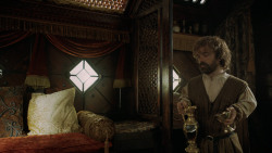 extant_GameOfThrones_5x02-TheHouseOfBlackAndWhite_2897