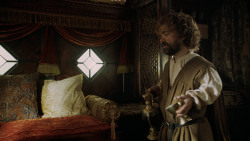 extant_GameOfThrones_5x02-TheHouseOfBlackAndWhite_2899