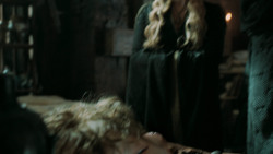 extant_GameOfThrones_5x02-TheHouseOfBlackAndWhite_3017