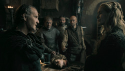 extant_GameOfThrones_5x02-TheHouseOfBlackAndWhite_3052