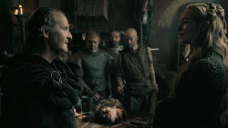 extant_GameOfThrones_5x02-TheHouseOfBlackAndWhite_3060