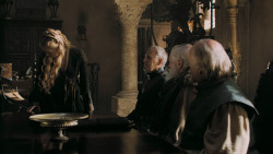 extant_GameOfThrones_5x02-TheHouseOfBlackAndWhite_3119