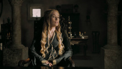 extant_GameOfThrones_5x02-TheHouseOfBlackAndWhite_3136