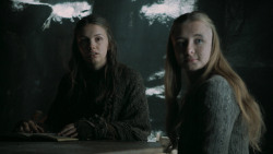 extant_GameOfThrones_5x02-TheHouseOfBlackAndWhite_3448