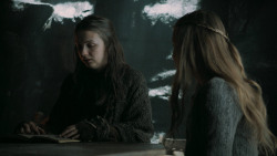 extant_GameOfThrones_5x02-TheHouseOfBlackAndWhite_3450
