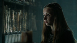 extant_GameOfThrones_5x02-TheHouseOfBlackAndWhite_3658
