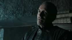 extant_GameOfThrones_5x02-TheHouseOfBlackAndWhite_3979