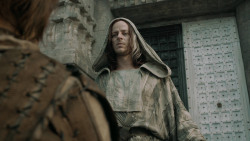 extant_GameOfThrones_5x02-TheHouseOfBlackAndWhite_4759