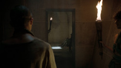 extant_GameOfThrones_5x02-TheHouseOfBlackAndWhite_4858