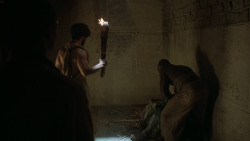 extant_GameOfThrones_5x02-TheHouseOfBlackAndWhite_4870