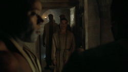 extant_GameOfThrones_5x02-TheHouseOfBlackAndWhite_4874