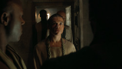 extant_GameOfThrones_5x02-TheHouseOfBlackAndWhite_4883