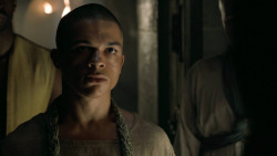 extant_GameOfThrones_5x02-TheHouseOfBlackAndWhite_4906
