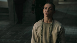 extant_GameOfThrones_5x02-TheHouseOfBlackAndWhite_4970