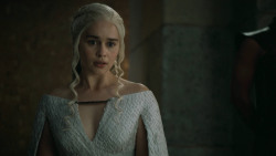 extant_GameOfThrones_5x02-TheHouseOfBlackAndWhite_4972