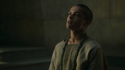 extant_GameOfThrones_5x02-TheHouseOfBlackAndWhite_5013