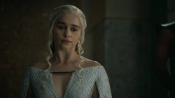 extant_GameOfThrones_5x02-TheHouseOfBlackAndWhite_5030