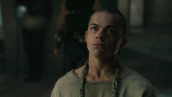 extant_GameOfThrones_5x02-TheHouseOfBlackAndWhite_5072