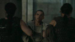 extant_GameOfThrones_5x02-TheHouseOfBlackAndWhite_5109