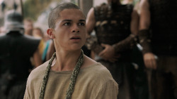 extant_GameOfThrones_5x02-TheHouseOfBlackAndWhite_5304