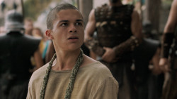 extant_GameOfThrones_5x02-TheHouseOfBlackAndWhite_5306