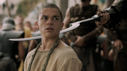 extant_GameOfThrones_5x02-TheHouseOfBlackAndWhite_5336