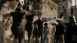 extant_GameOfThrones_5x02-TheHouseOfBlackAndWhite_5485