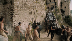 extant_GameOfThrones_5x02-TheHouseOfBlackAndWhite_5490