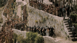 extant_GameOfThrones_5x02-TheHouseOfBlackAndWhite_5502