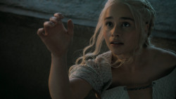 extant_GameOfThrones_5x02-TheHouseOfBlackAndWhite_5689