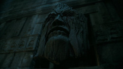 extant_GameOfThrones_5x03-HighSparrow_0026