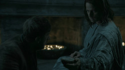 extant_GameOfThrones_5x03-HighSparrow_0086