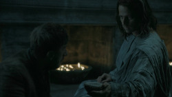extant_GameOfThrones_5x03-HighSparrow_0087