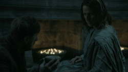 extant_GameOfThrones_5x03-HighSparrow_0107