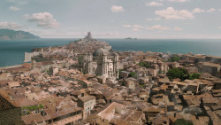extant_GameOfThrones_5x03-HighSparrow_0383