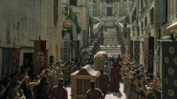 extant_GameOfThrones_5x03-HighSparrow_0423
