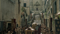 extant_GameOfThrones_5x03-HighSparrow_0425