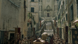 extant_GameOfThrones_5x03-HighSparrow_0426