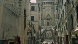 extant_GameOfThrones_5x03-HighSparrow_0429